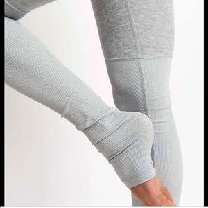 Alo yoga goddess gray leggings like new